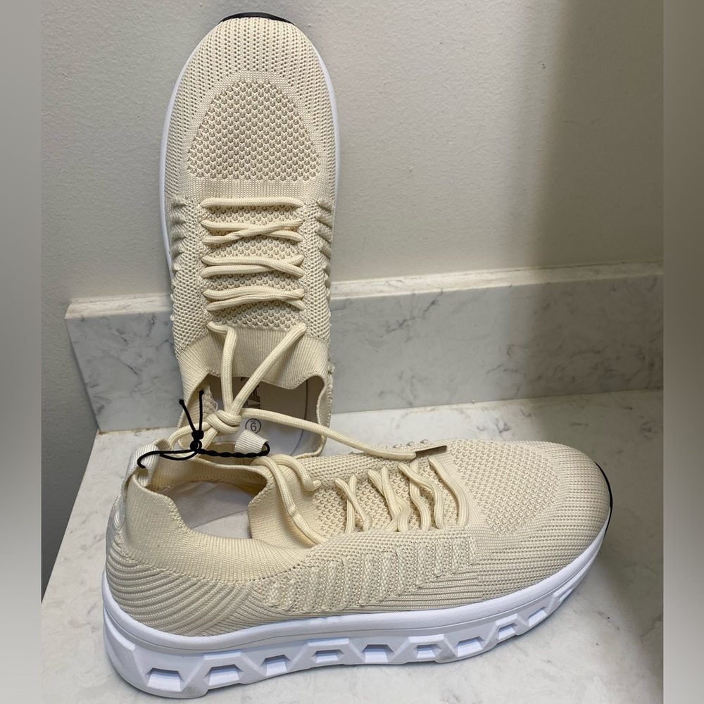 Taxi Women’s Mesh Cloud -01 Sneaker